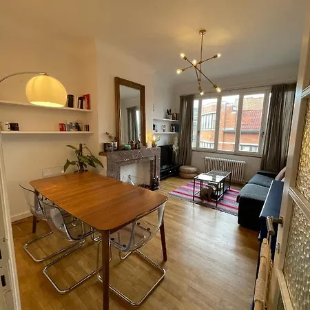 Uccle: Superbe Situe A La Perfection